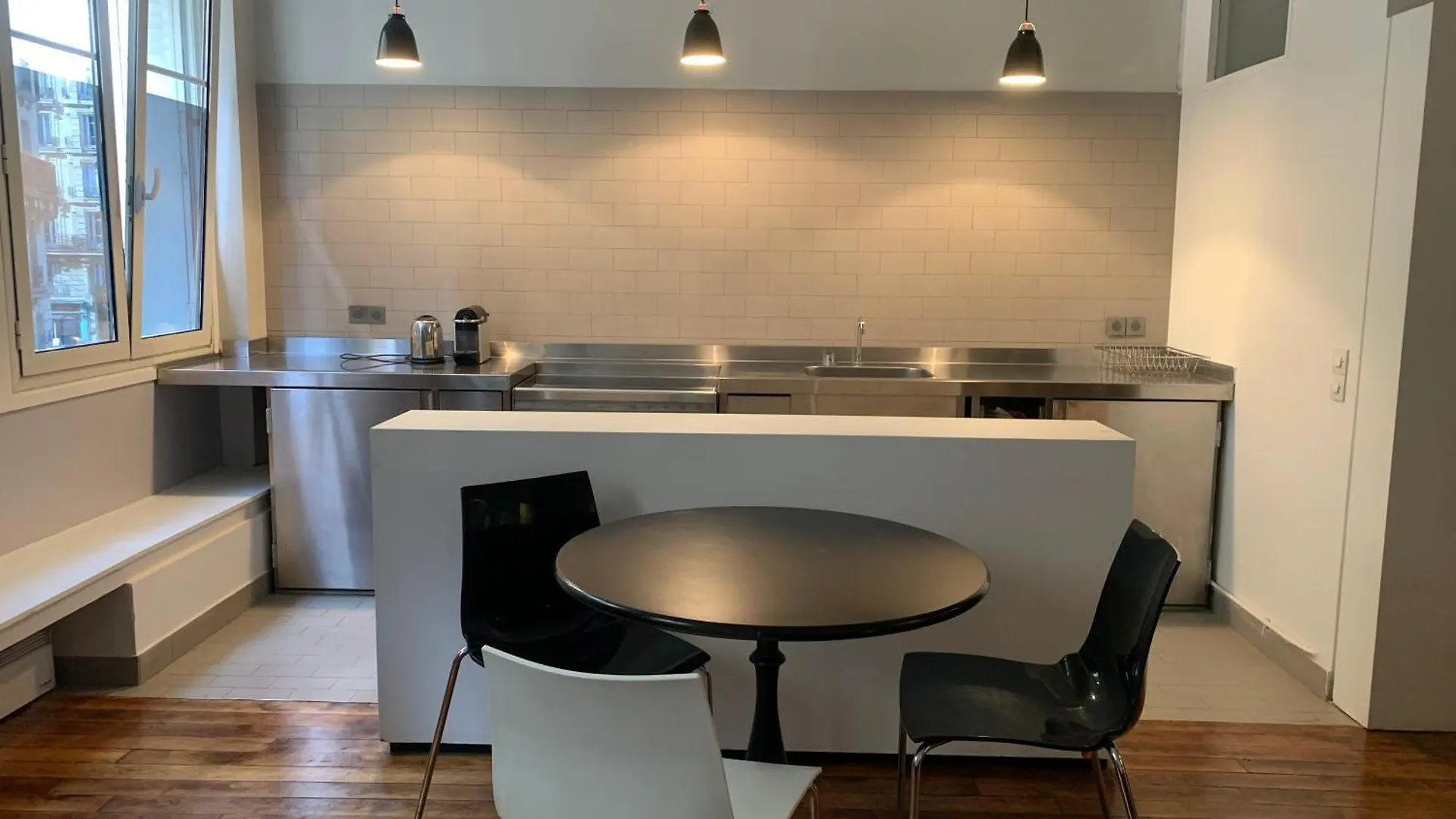 Loft Montmartre Au Pieds Des Vignes Apartment Paris