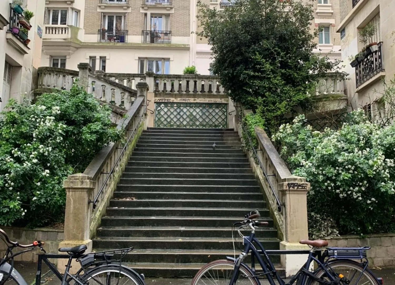 Loft Montmartre Au Pieds Des Vignes Apartment Paris France